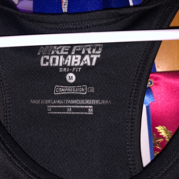 Nike Pro Combat Sports Bra - Picture 3 of 3